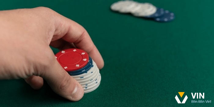 Sử dụng kỹ thuật đánh lừa tâm lý hướng dẫn trong mẹo chơi Poker giỏi