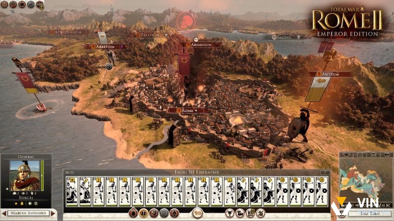 Người chơi Total War: Rome II lãnh đạo đế chế La Mã, quản lý chính trị và chỉ huy các trận chiến quy mô lớn