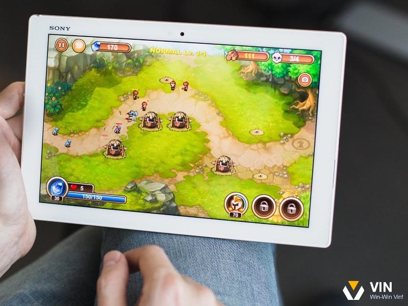 Game thủ thành offline được tối ưu hóa cho iOS giúp trải nghiệm mượt mà, không cần kết nối mạng.