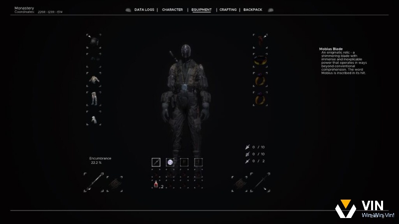 Màn hình nhân vật với giáp vai, mặt nạ và vũ khí, các chỉ số hiển thị bên cạnh