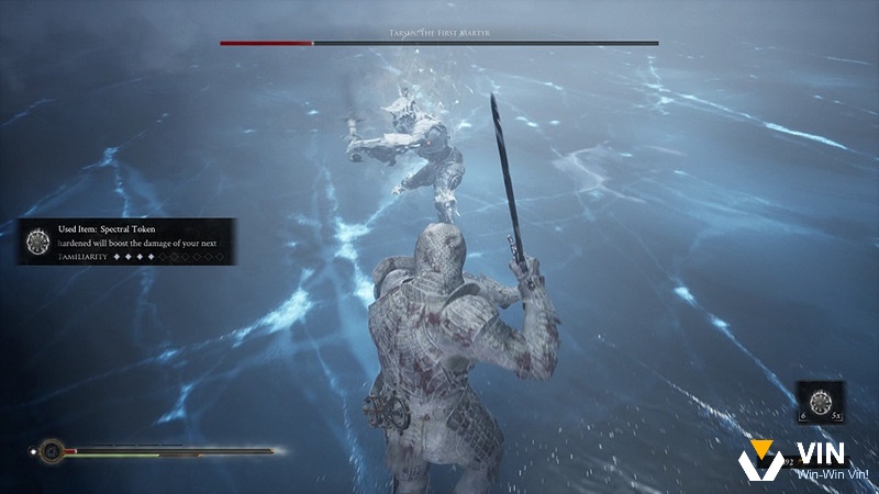 Nhân vật kích hoạt Harden hóa đá trong Mortal Shell