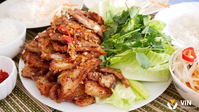 Giấc mơ thấy ăn thịt tượng trưng cho sự phát triển và tính ổn định trong cuộc sống của bạn